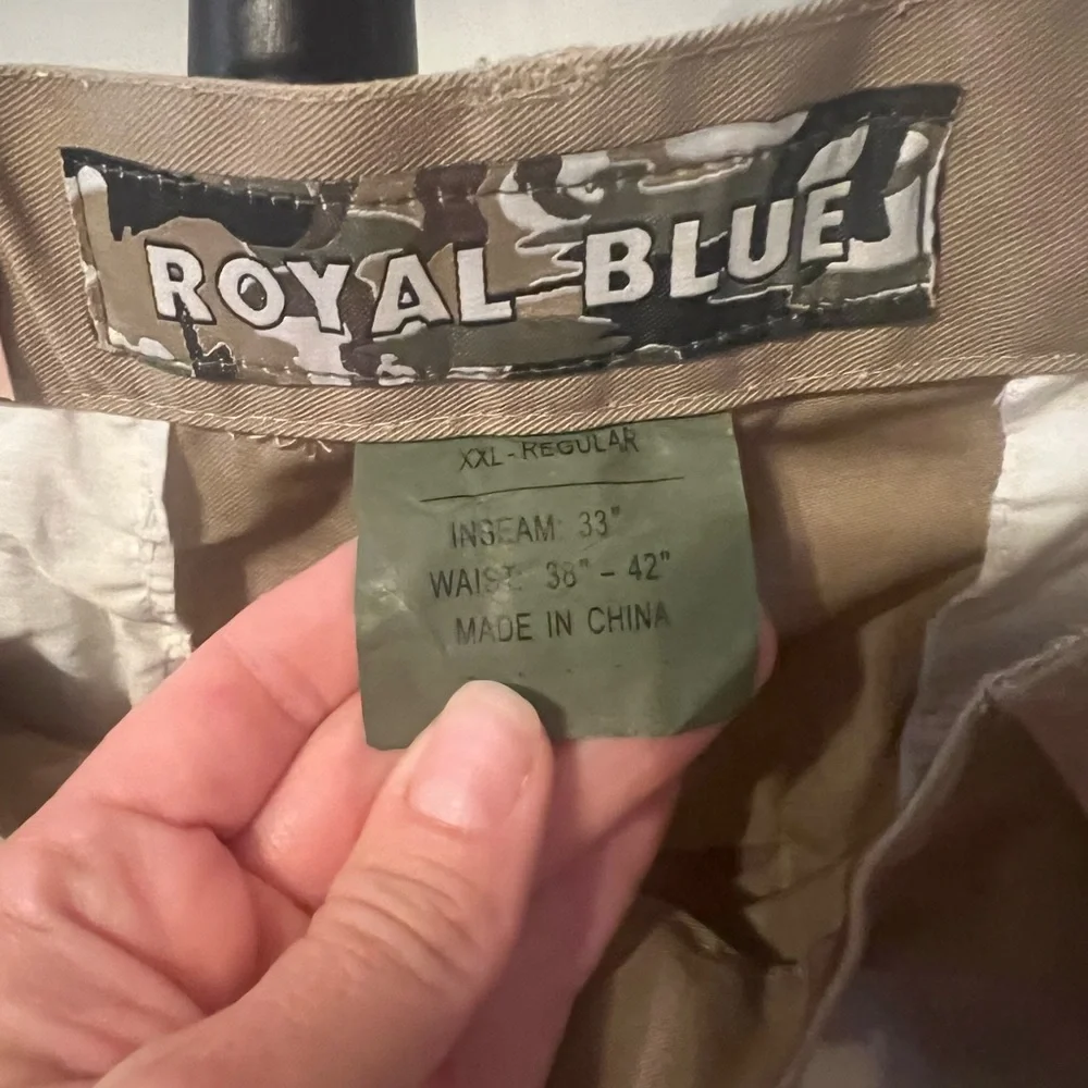 NWT MEN’s Royal Blue 2XL Khaki Army Pants! Cargo Pockets! - Picture 4 of 7